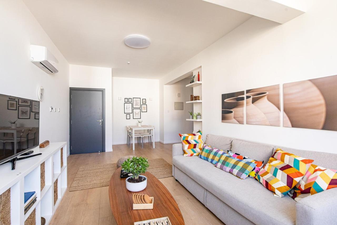 City Center Apartment Никозия Екстериор снимка